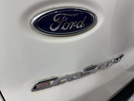 2018-Ford-EcoSport-10-EcoBoost-Titanium_11