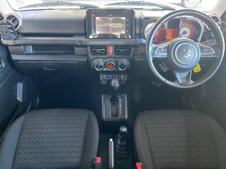 2021-Suzuki-Jimny-15-GLX-Auto_7
