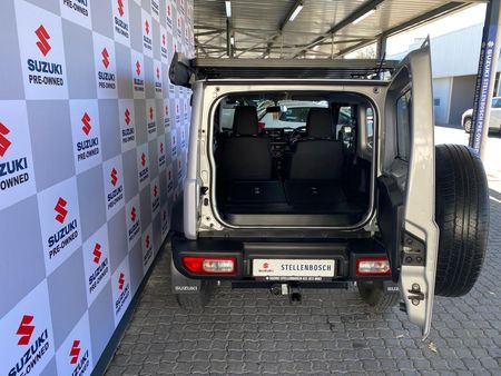 2021-Suzuki-Jimny-15-GLX-Auto_8