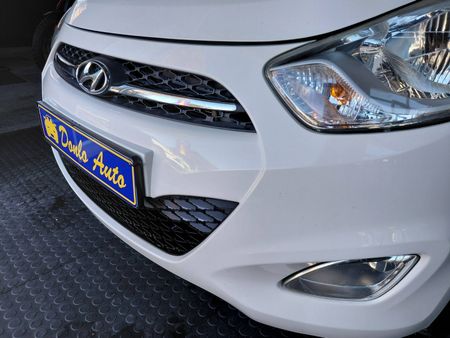2017-Hyundai-i10-11-GLS-Motion_7