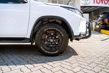 2025-Toyota-Fortuner-28-GD-6-4x4-VX-Auto_15