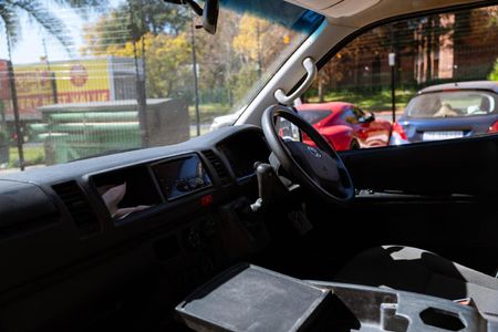 2018-Toyota-Quantum-27-LWB-Panel-Van_9