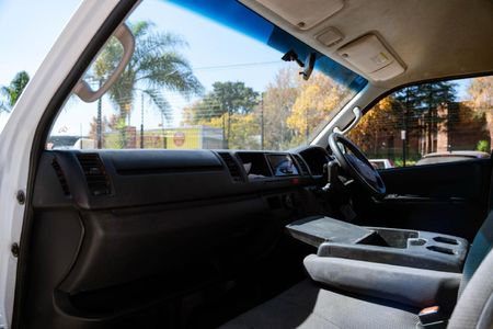 2018-Toyota-Quantum-27-LWB-Panel-Van_12