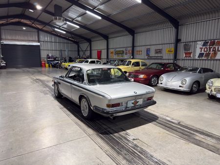 1972-BMW-E9-30-CSi_21