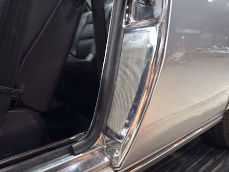 1972-BMW-E9-30-CSi_45