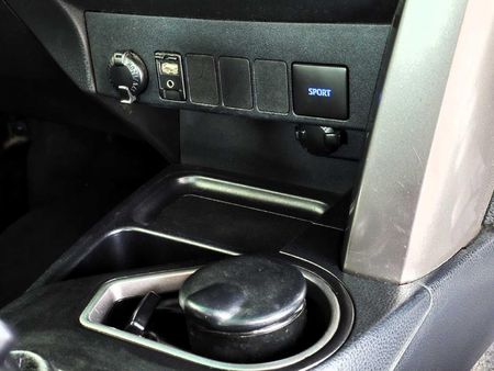 2017-Toyota-RAV4-22-D-GX_3