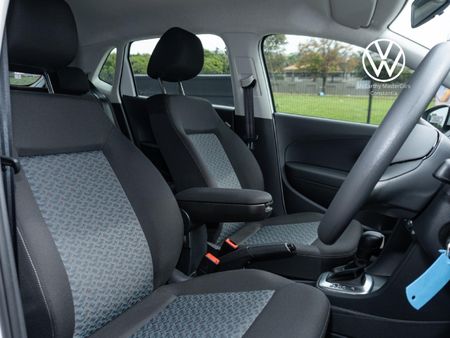 2026-Volkswagen-Polo-Vivo-16-Life_13