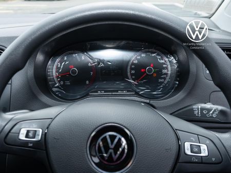 2026-Volkswagen-Polo-Vivo-16-Life_17