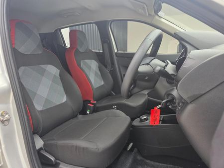 2026-Renault-Kwid-10-Dynamique-Auto_10