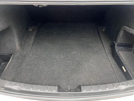 2015-BMW-3-Series-320d-Auto_12
