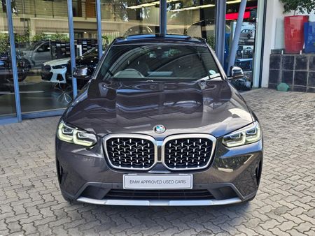 2022-BMW-X4-xDrive20d_1