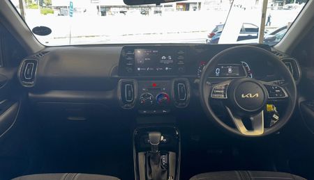 2026-Kia-Sonet-15-LS-Auto_12