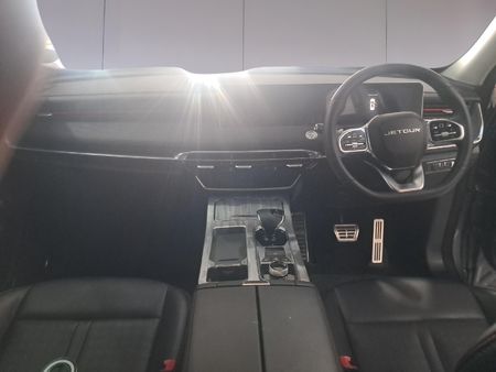 2025-Jetour-X70-Plus-15T-Deluxe_17