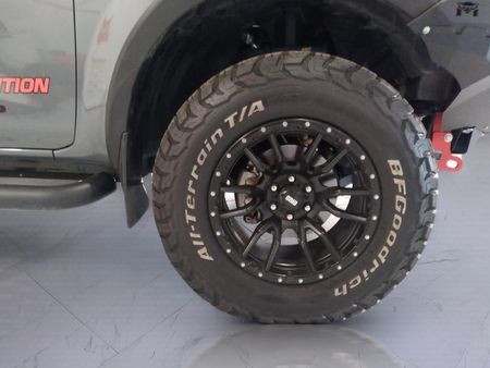 2025-Nissan-Navara-25-DDTi-PRO-4X-4X4-Auto-Double-Cab_10