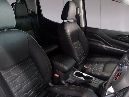 2025-Nissan-Navara-25-DDTi-PRO-4X-4X4-Auto-Double-Cab_15