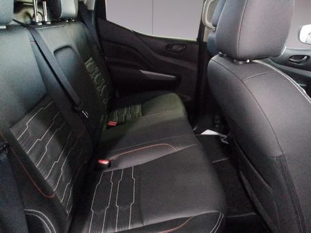 2025-Nissan-Navara-25-DDTi-PRO-4X-4X4-Auto-Double-Cab_16