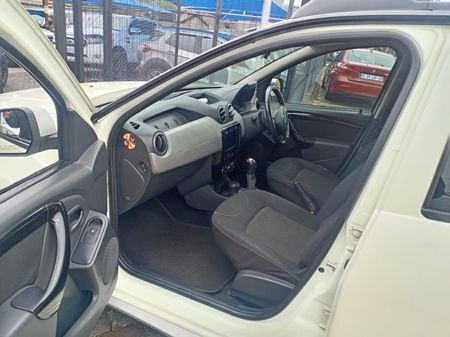2014-Renault-Duster-16-Expression_8
