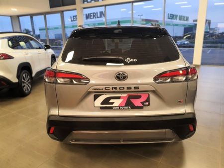 2026-Toyota-Corolla-Cross-18-GR-S_3