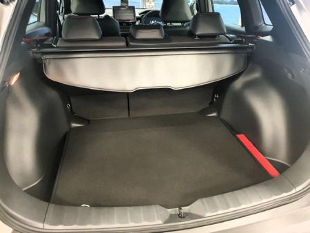 2026-Toyota-Corolla-Cross-18-GR-S_4