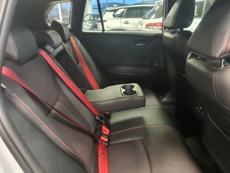 2026-Toyota-Corolla-Cross-18-GR-S_6