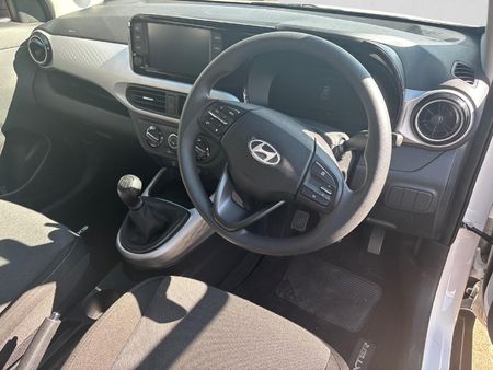 2026-Hyundai-Exter-12-Premium_12