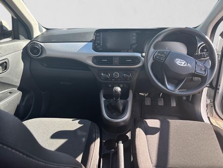 2026-Hyundai-Exter-12-Premium_17