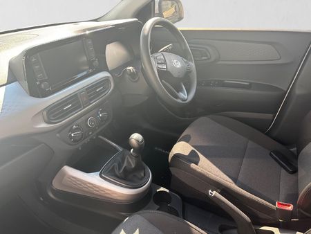2026-Hyundai-Exter-12-Premium_18