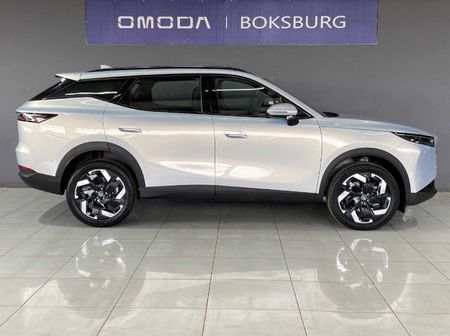 2026-Omoda-C7-16T-Luxury_3