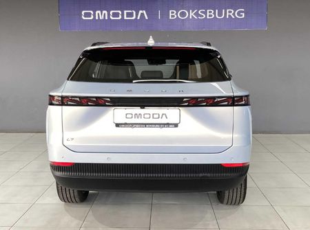 2026-Omoda-C7-16T-Luxury_4