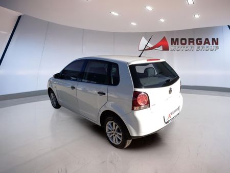 2016-Volkswagen-Polo-Vivo-GP-14-Conceptline-5-dr_4