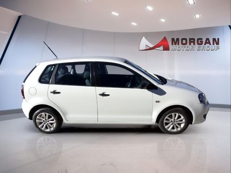 2016-Volkswagen-Polo-Vivo-GP-14-Conceptline-5-dr_7