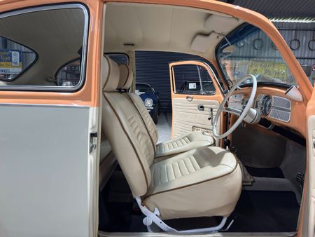 1967-Volkswagen-Beetle-Custom_24