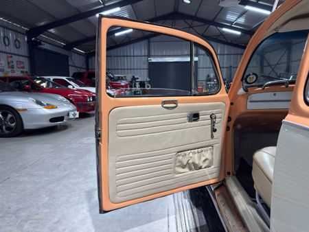 1967-Volkswagen-Beetle-Custom_29