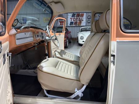 1967-Volkswagen-Beetle-Custom_30