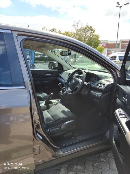 2010-Honda-CR-V-24-V-TEC-RVSi_8