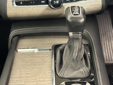 2021-Volvo-XC90-D5-Inscription-AWD_9