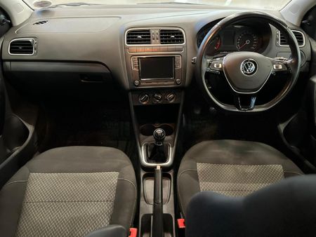 2023-Volkswagen-Polo-Vivo-16-Highline-5-dr_9