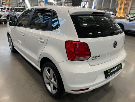 2023-Volkswagen-Polo-Vivo-16-Highline-5-dr_4