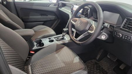 2026-Volkswagen-Amarok-20-TDI-125kW-Life-Auto-Double-Cab_3