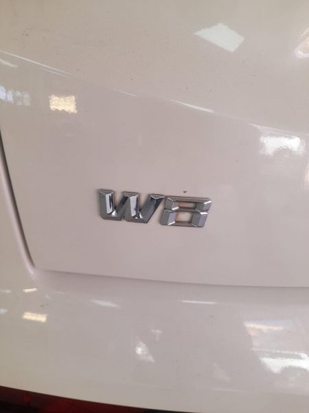2022-Mahindra-XUV-300-15D-W8_6