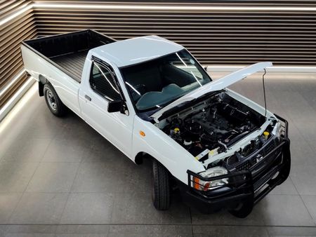 2017-Nissan-NP300-20i-LWB-Single-Cab_19