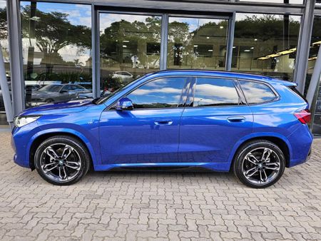 2025-BMW-X1-sDrive18i-M-Sport_2