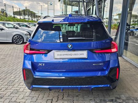 2025-BMW-X1-sDrive18i-M-Sport_3