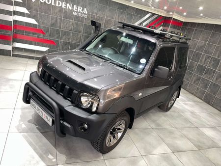 2017-Suzuki-Jimny-13_13