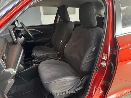 2025-Suzuki-Swift-12-GL-Auto_12