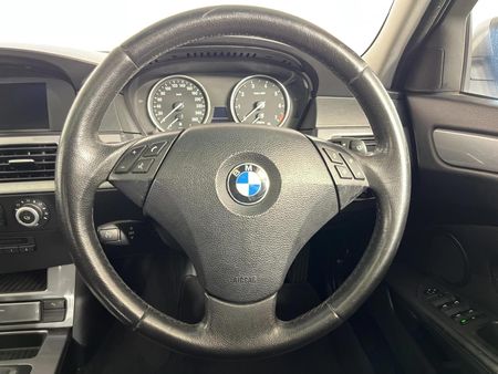 2007-BMW-5-Series-523i-Auto_12