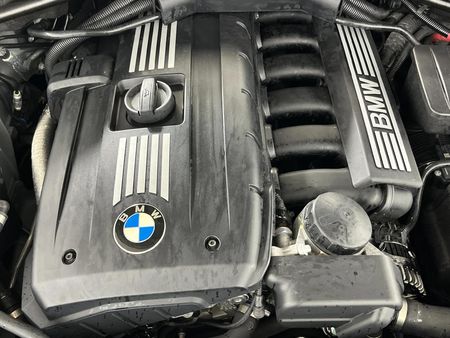 2007-BMW-5-Series-523i-Auto_13