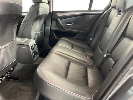 2007-BMW-5-Series-523i-Auto_3