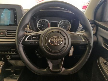 2024-Toyota-Starlet-15-XS-Auto_7