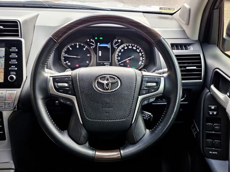 2024-Toyota-Land-Cruiser-Prado-28-GD-VX-L-Auto_16